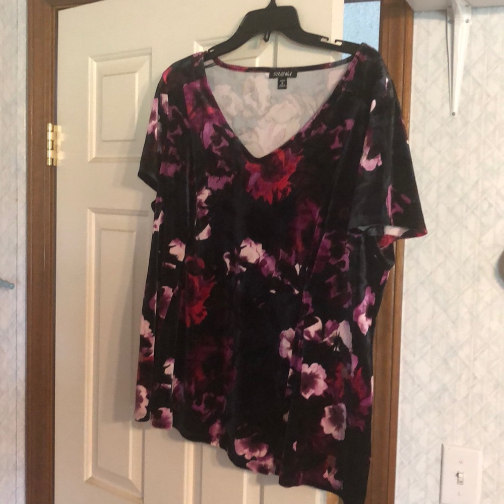 Floral V-Neck Blouse - Black and Purple